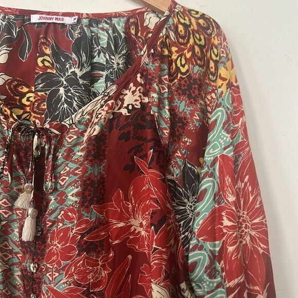 Johnny Was 100% Silk Ikat Blouse M - Picture 4 of 10